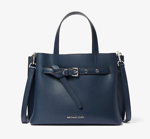 Blu is the new black! Qui i Capi e gli Accessori da cui farsi tentare… Blu is the new black! Qui i Capi e gli Accessori da cui farsi tentare…