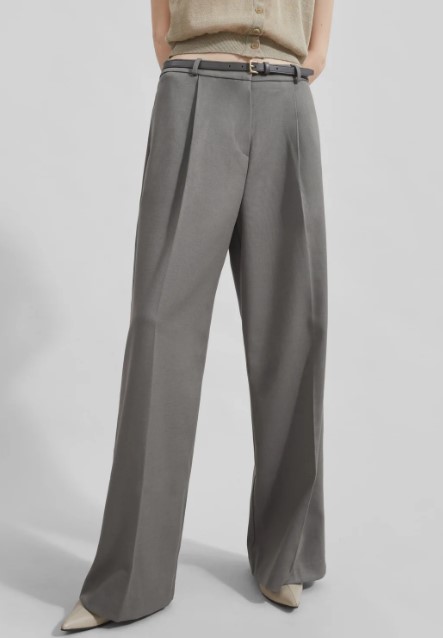 Qui tutti i modelli di Pantaloni da avere nel 2025 Qui tutti i modelli di Pantaloni da avere nel 2025