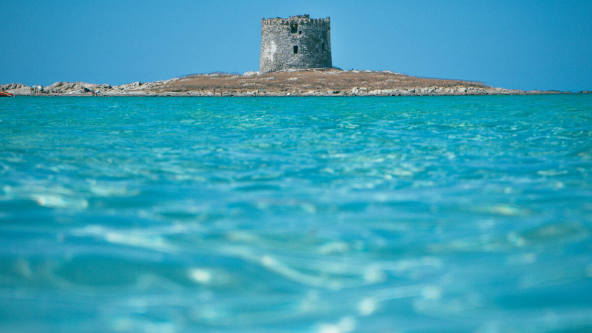 5 mete in Europa con il mare bello come quello delle Maldive