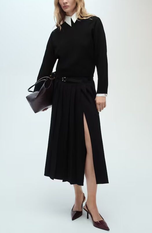 Eleganti e timeless: i look per l’ufficio firmati Mango Eleganti e timeless: i look per l’ufficio firmati Mango