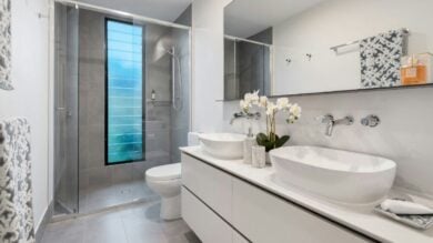 Ristrutturare il bagno: gli errori da evitare e i consigli per un risultato impeccabile