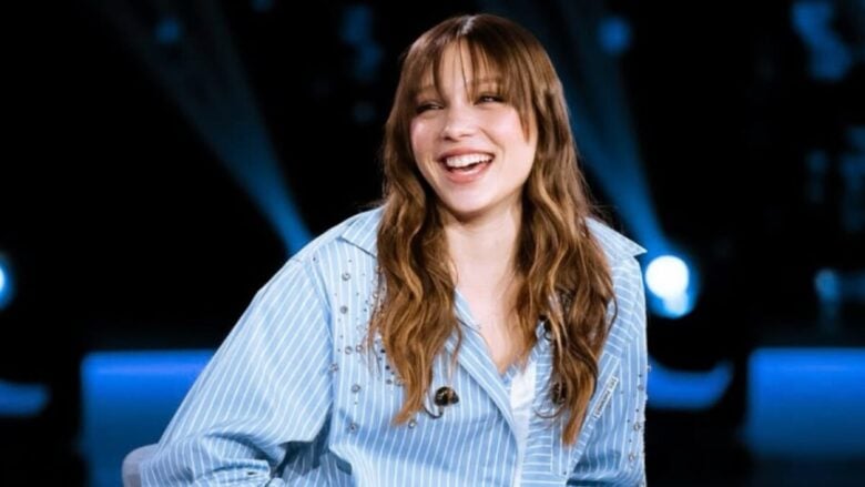 Sarah Toscano super cool con il total look Denim, chi lo firma?