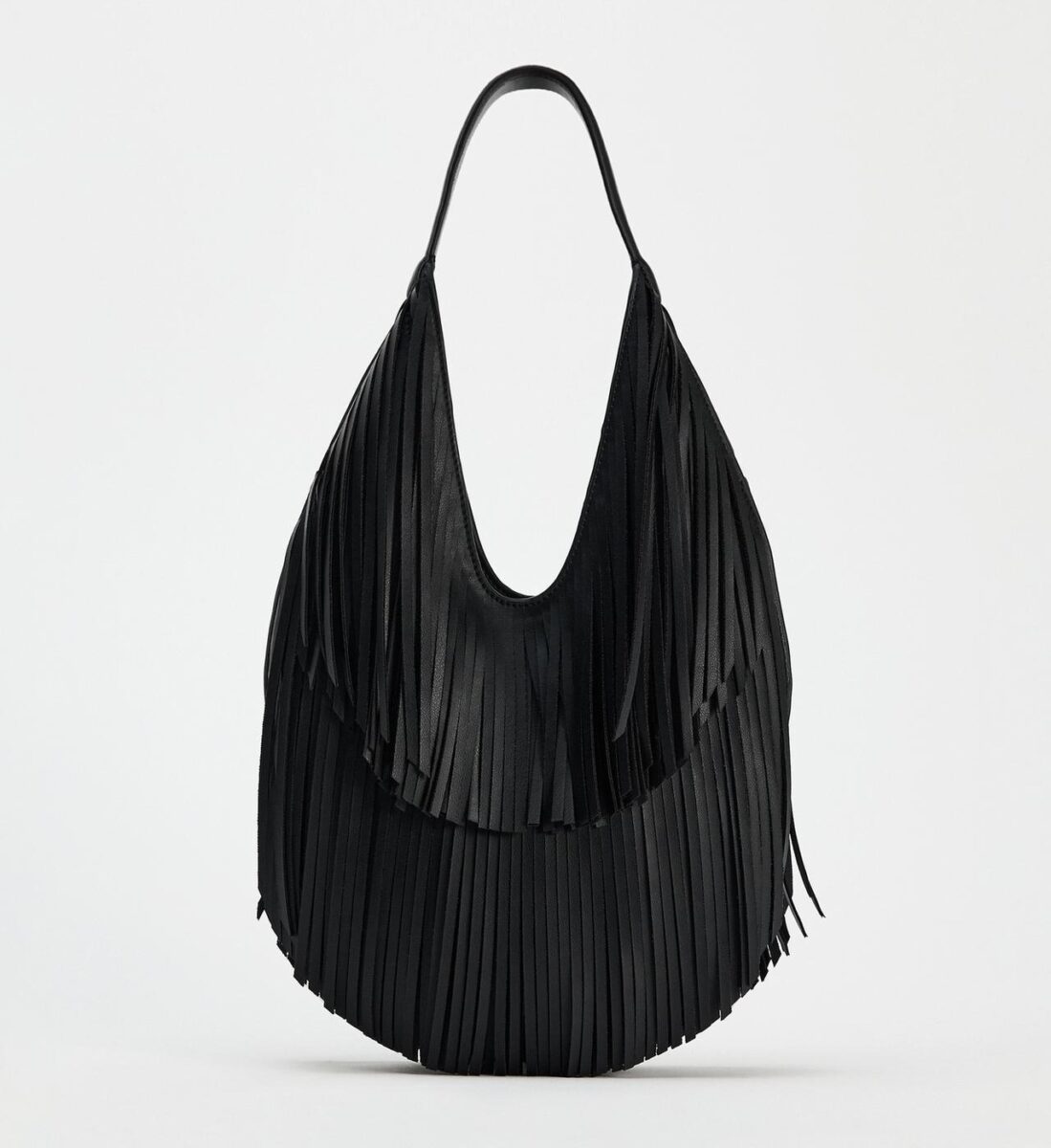 7 Accessori must-have firmati Zara da indossare in Primavera 7 Accessori must-have firmati Zara da indossare in Primavera