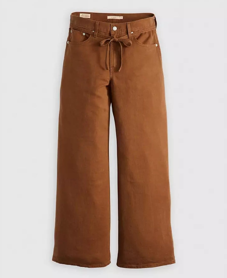 Wishlist dei Jeans colorati per la Primavera 2025 Wishlist dei Jeans colorati per la Primavera 2025