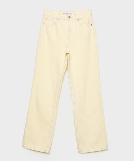 Wishlist dei Jeans colorati per la Primavera 2025 Wishlist dei Jeans colorati per la Primavera 2025