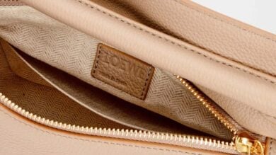 Tutte pazze per questa iconica Borsa Loewe