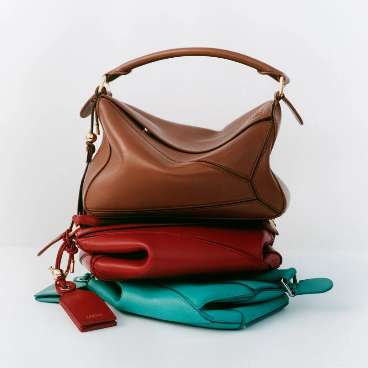Tutte pazze per questa iconica Borsa Loewe Tutte pazze per questa iconica Borsa Loewe