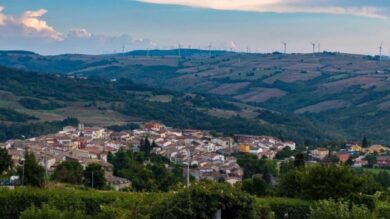 Questo piccolo Borgo pugliese è un angolo di pace in cui il tempo sembra scorrere più lentamente