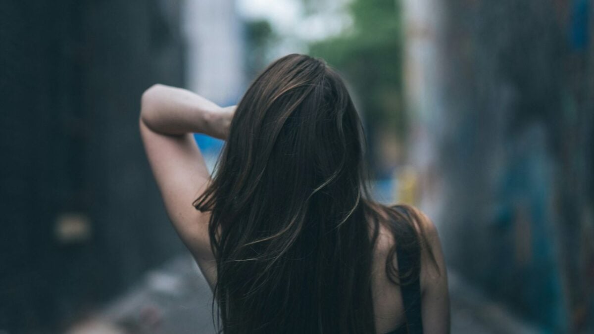 Capelli, i migliori prodotti in polvere per ritaccare le radici e dire addio alla ricrescita!