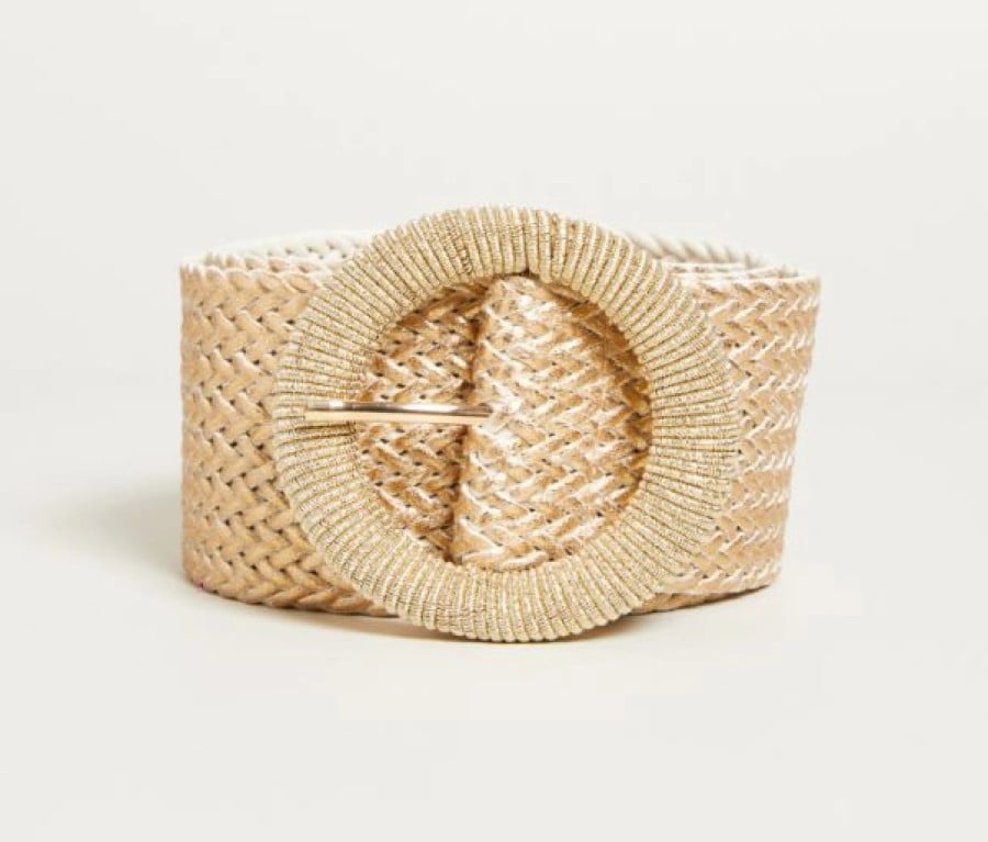 Qui gli Accessori in paglia per look primaverili natural-chic!