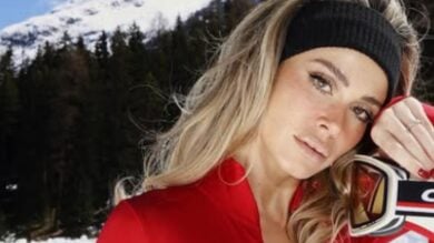 Diletta Leotta, che schianto a Pasqua a Saint-Moritz con la tuta da sci rosso passione!