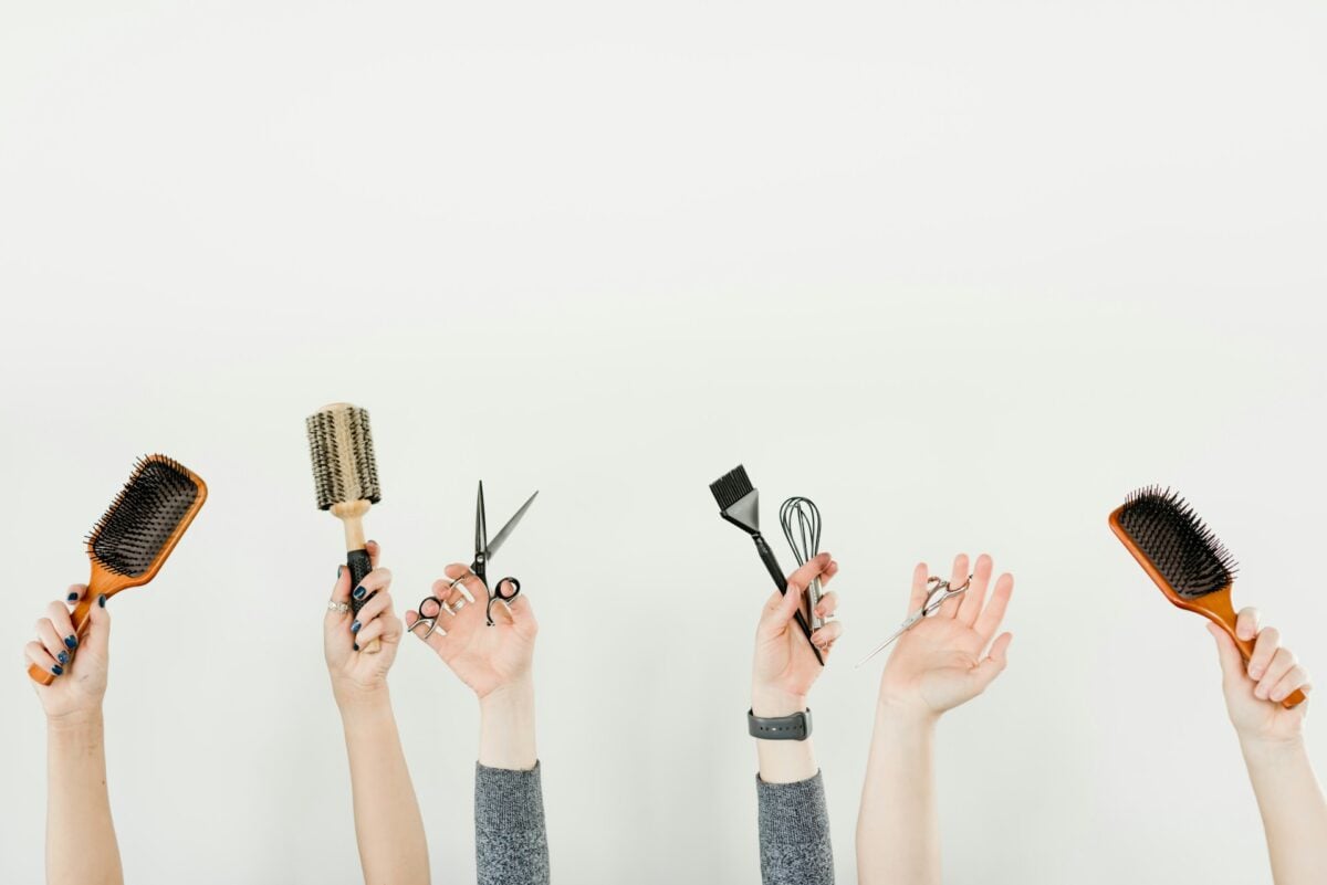 I Parrucchieri raccomandano: attenzione a questi 5 errori nel trattare i Capelli, ti faranno sembrare più vecchia! I Parrucchieri raccomandano: attenzione a questi 5 errori nel trattare i Capelli, ti faranno sembrare più vecchia!
