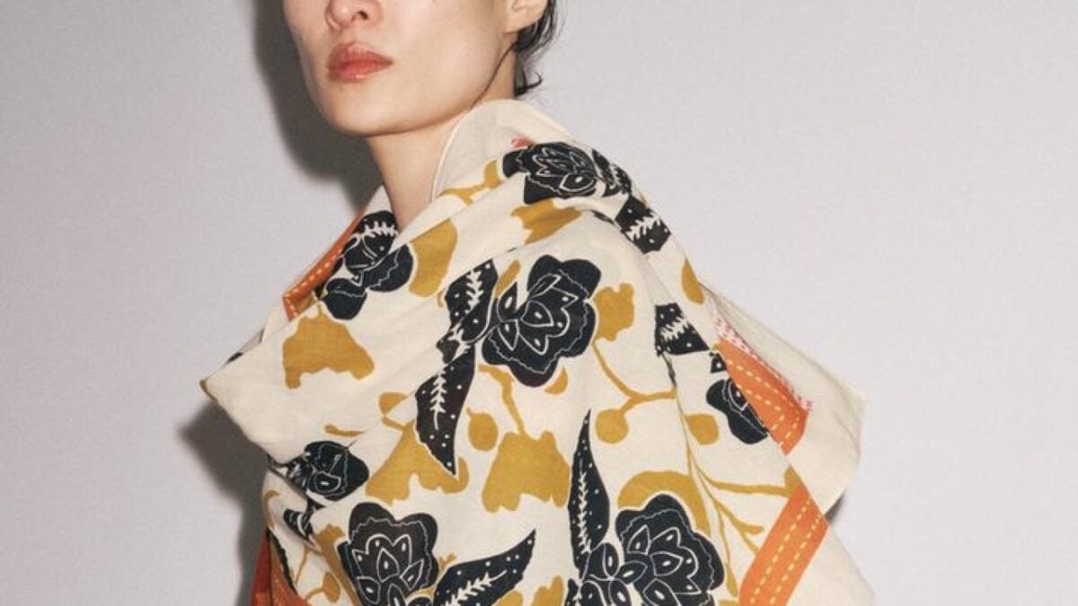 Pashmina, l’accessorio chic di Primavera: 5 foulard da non lasciarsi sfuggire!