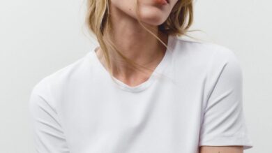 Qui le T-Shirt bianche salva-look della Primavera Estate