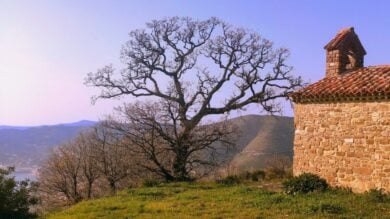 Questo borgo tra i monti del Cilento rivela paesaggi fiabeschi