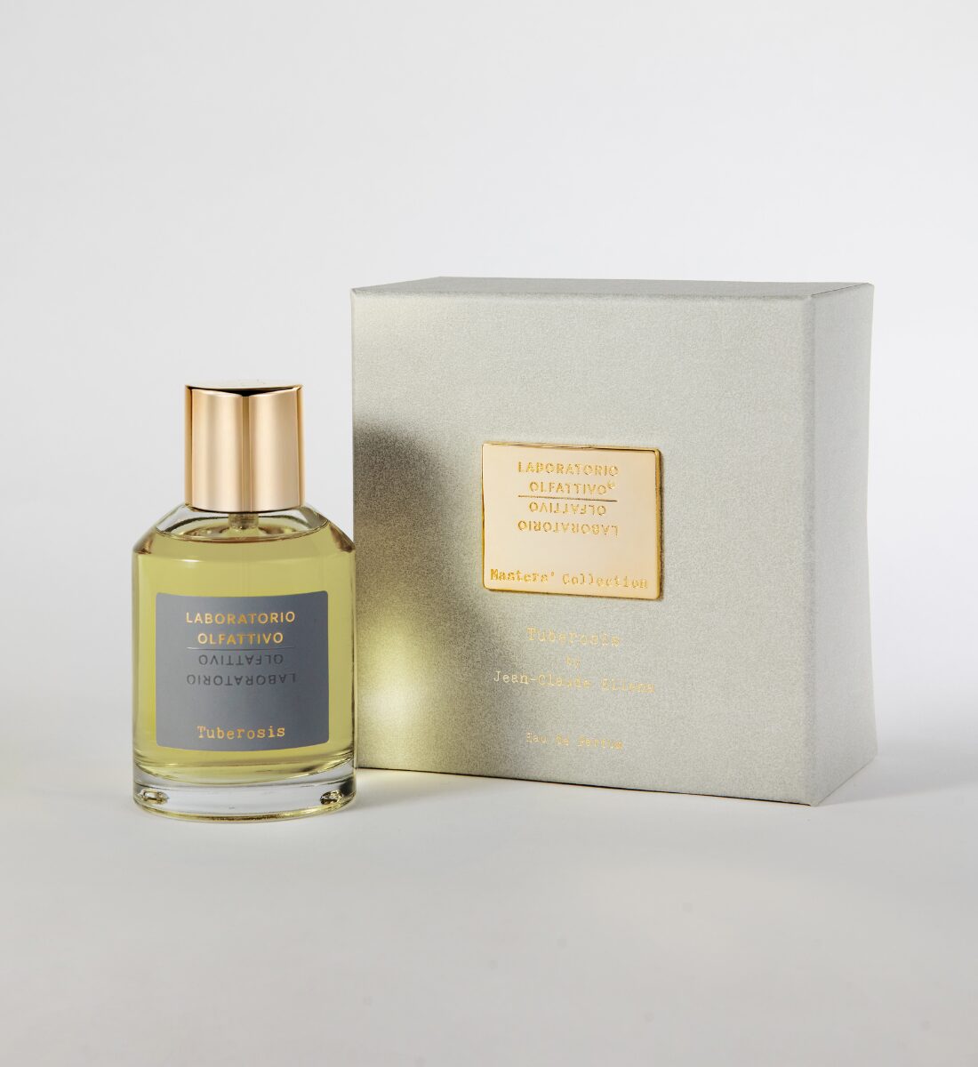È già estate con la Classic Collection in Fiore di Laboratorio Olfattivo: profumi freschi che sanno di leggerezza e libertà! È già estate con la Classic Collection in Fiore di Laboratorio Olfattivo: profumi freschi che sanno di leggerezza e libertà!
