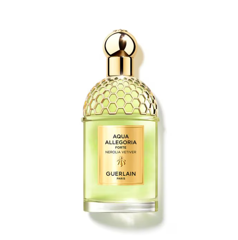 I profumi ai fiori bianchi che ti faranno sentire subito in vacanza: ecco le fragranze più sensuali dell’estate! I profumi ai fiori bianchi che ti faranno sentire subito in vacanza: ecco le fragranze più sensuali dell’estate!