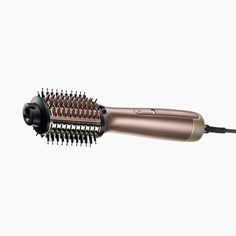 Capelli piatti alla radice? Ecco trucchi e prodotti per un effetto volume immediato! Capelli piatti alla radice? Ecco trucchi e prodotti per un effetto volume immediato!