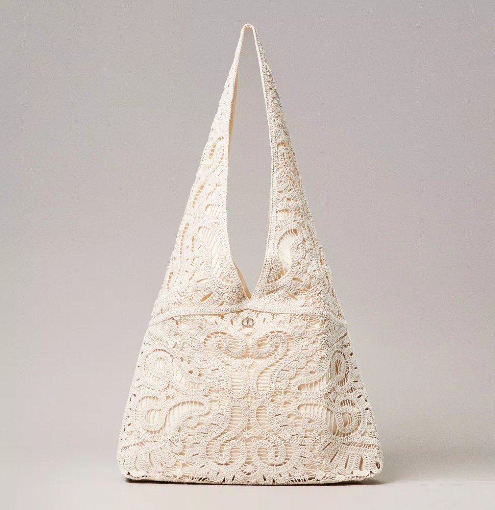 Borse in Crochet: i modelli must-have di questa estate Borse in Crochet: i modelli must-have di questa estate