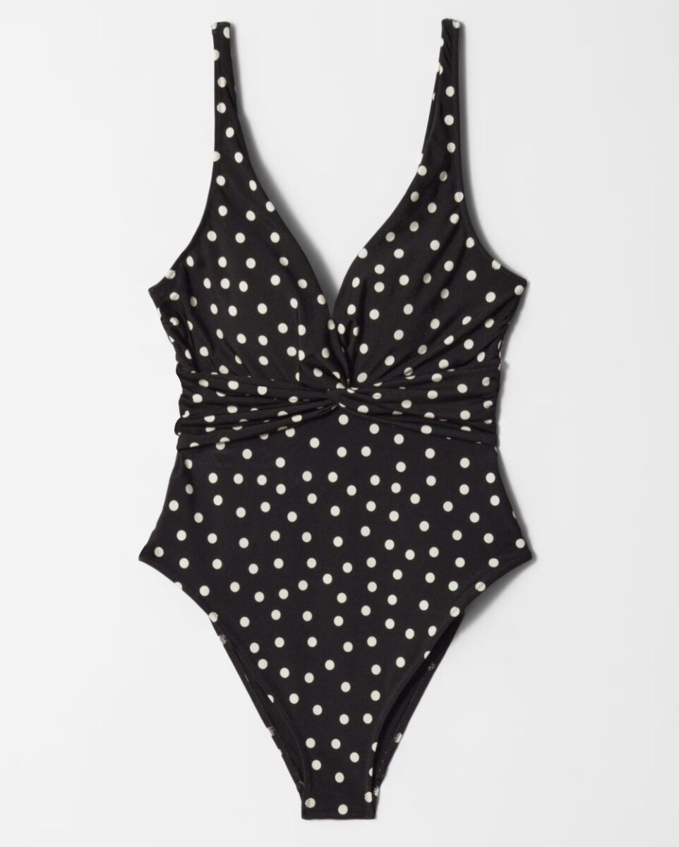 10 pezzi collezione Beachwear di & Other Stories da aggiungere subito alla wishlist estiva… 10 pezzi collezione Beachwear di & Other Stories da aggiungere subito alla wishlist estiva…