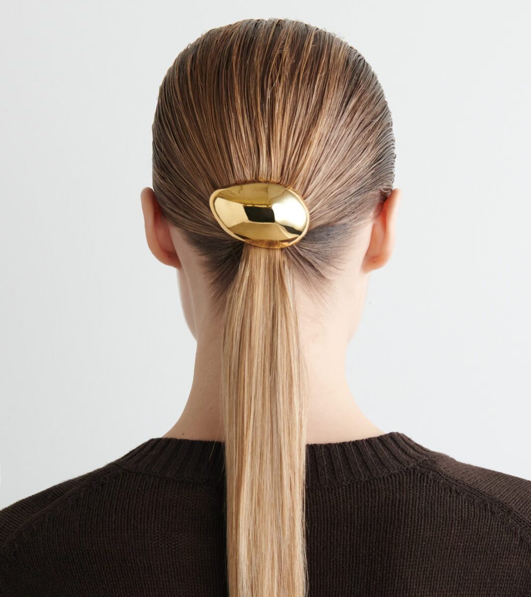 Una guida agli Accessori per Capelli di tendenza questa primavera Una guida agli Accessori per Capelli di tendenza questa primavera