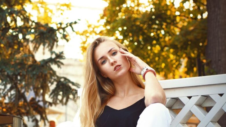Pronte al biondo? Ecco le sfumature più gettonate per l’estate 2025