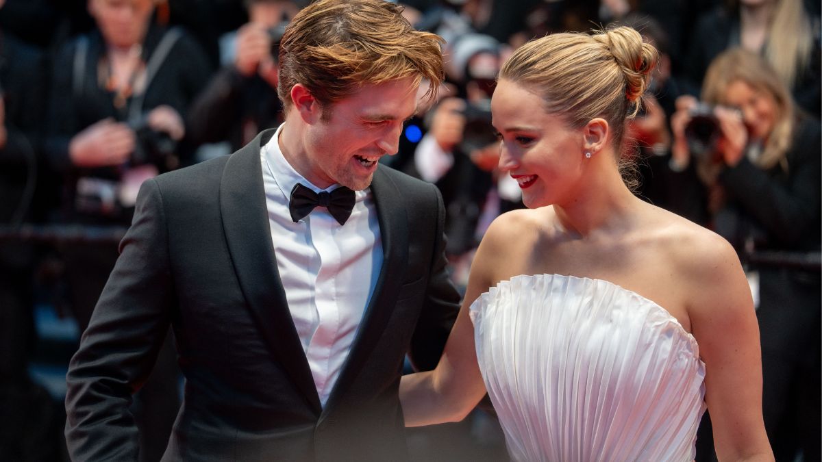 Cannes 2025: Jennifer Lawrence e Robert Pattinson, Look da urlo e chimica alle stelle per le Star di Die My Love! Cannes 2025: Jennifer Lawrence e Robert Pattinson, Look da urlo e chimica alle stelle per le Star di Die My Love!