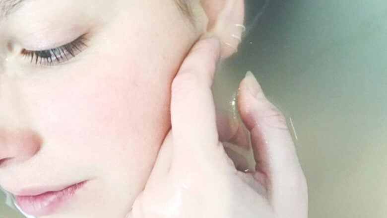 Mousse detergente: il must-have per una pelle luminosa e morbida
