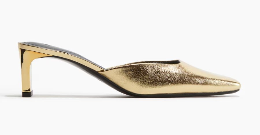 Per look retrò chic, punta tutto su queste Mules Per look retrò chic, punta tutto su queste Mules