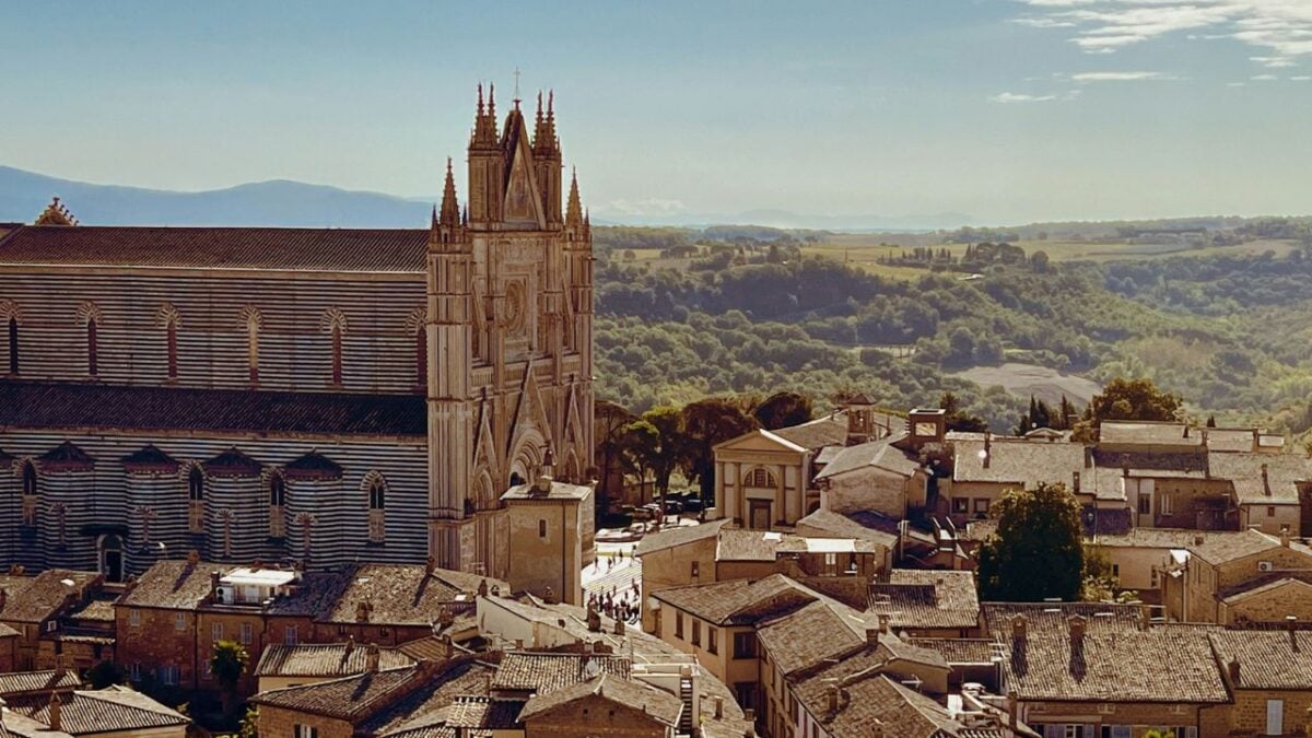 E’ la città con il Duomo più bello d’Italia: No, non è Firenze ma la spendida Orvieto!
