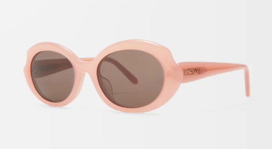 Gli Occhiali da sole ovali sono l’Accessorio must dell’Estate 2025 Gli Occhiali da sole ovali sono l’Accessorio must dell’Estate 2025