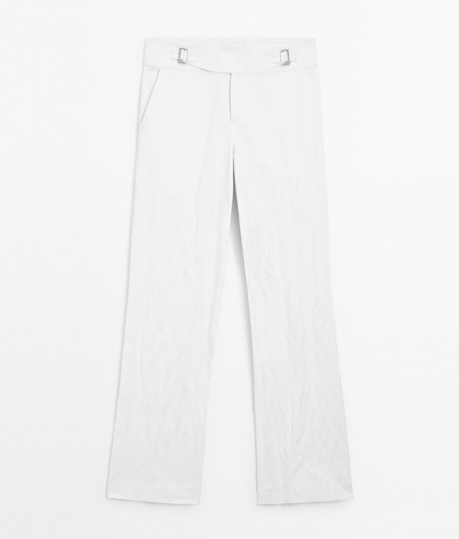 Sono i Pantaloni slim fit i veri protagonisti di stagione! Sono i Pantaloni slim fit i veri protagonisti di stagione!
