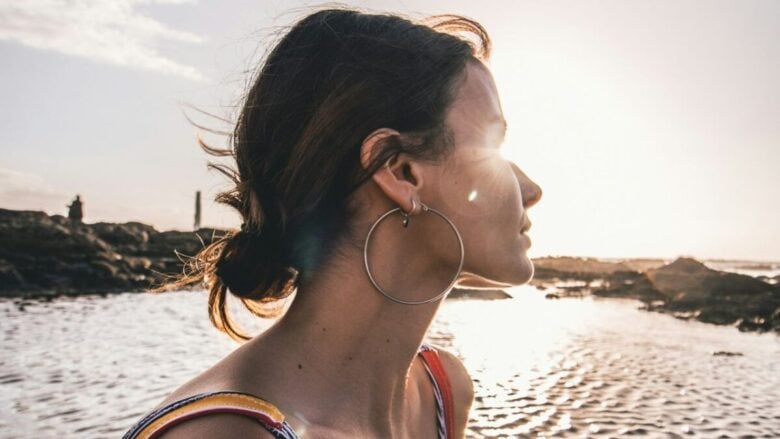 Skincare e make up: il glow è ovunque, ecco i prodotti più ricercati per una pelle luminosa