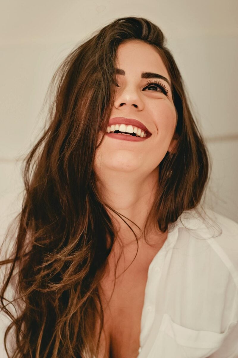 Capelli piatti alla radice? Ecco trucchi e prodotti per un effetto volume immediato! Capelli piatti alla radice? Ecco trucchi e prodotti per un effetto volume immediato!
