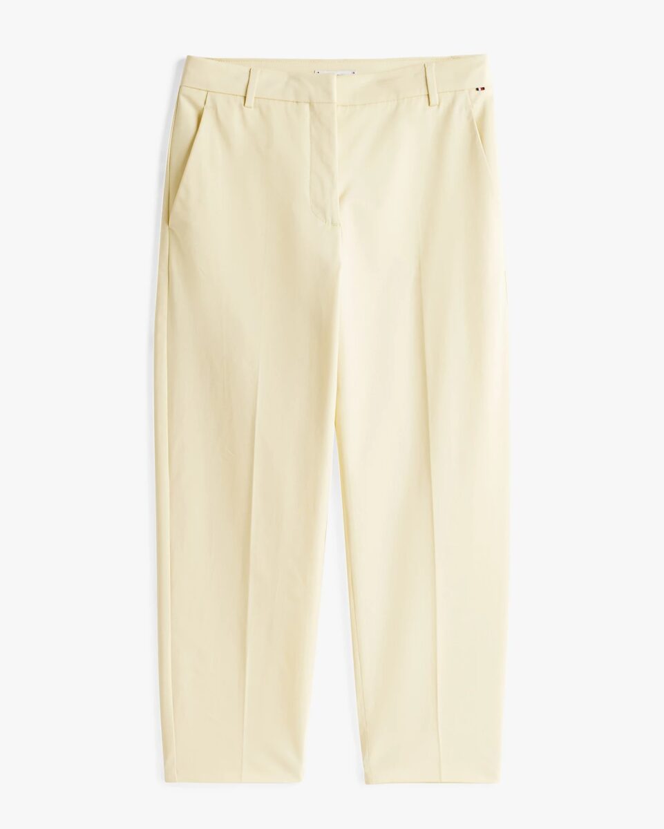 Sono i Pantaloni slim fit i veri protagonisti di stagione! Sono i Pantaloni slim fit i veri protagonisti di stagione!