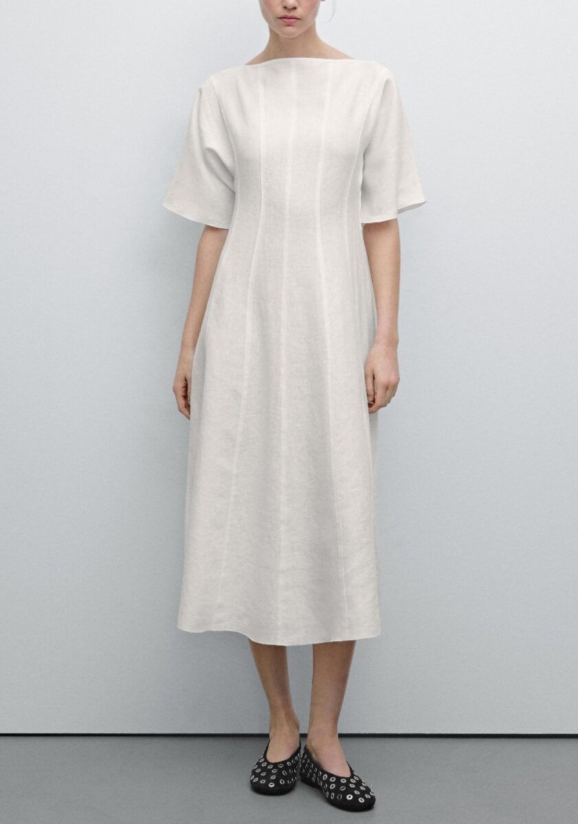 E’ firmato Massimo Dutti il Vestito più comodo e versatile della mezza stagione E’ firmato Massimo Dutti il Vestito più comodo e versatile della mezza stagione