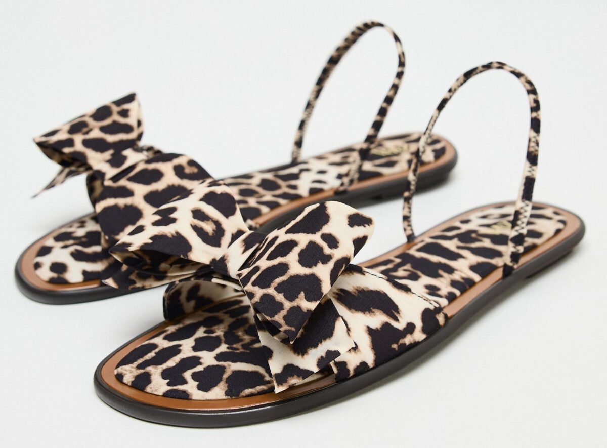 Per look audaci e trendy: questi sandali animalier sono tutto ciò di cui hai bisogno! Per look audaci e trendy: questi sandali animalier sono tutto ciò di cui hai bisogno!