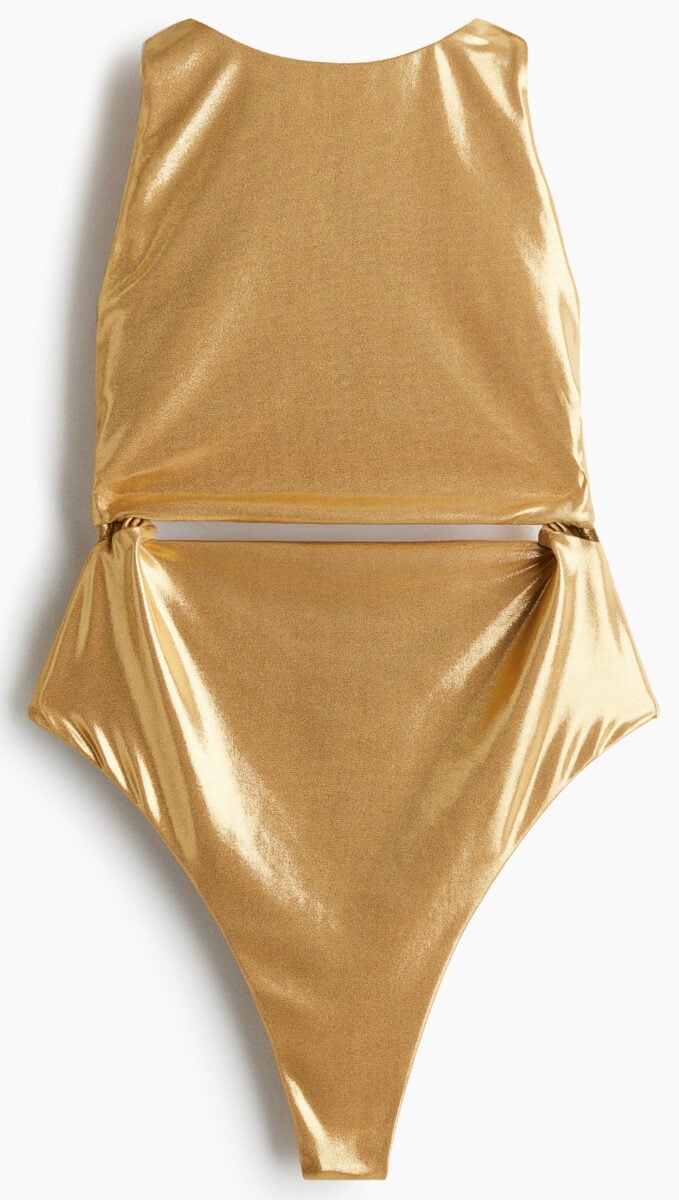 I costumi interi firmati H&M da sfoggiare questa Estate: ecco i modelli più belli… I costumi interi firmati H&M da sfoggiare questa Estate: ecco i modelli più belli…