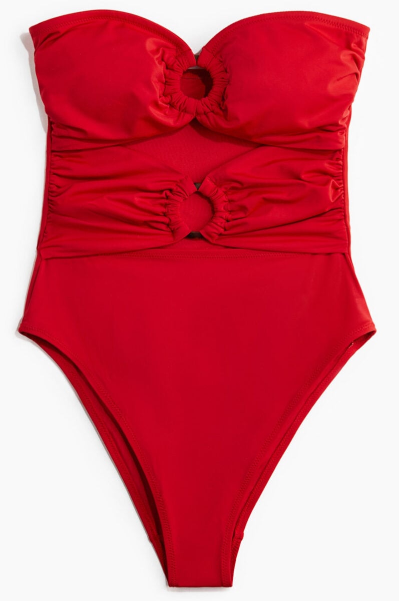 I costumi interi firmati H&M da sfoggiare questa Estate: ecco i modelli più belli… I costumi interi firmati H&M da sfoggiare questa Estate: ecco i modelli più belli…