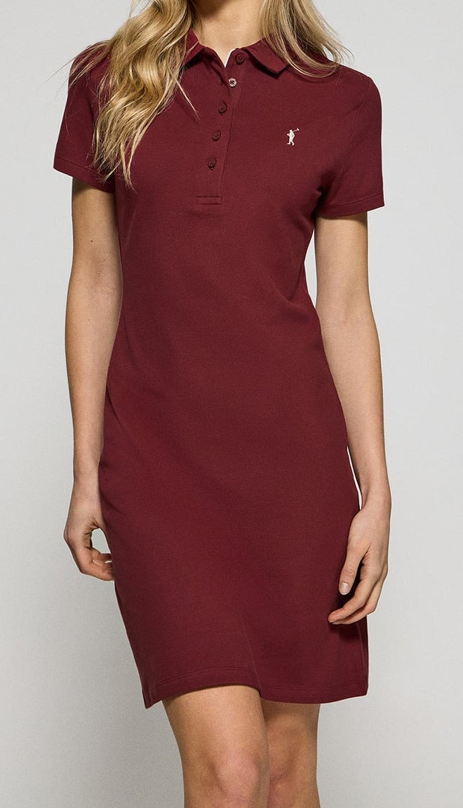 I minidress polo sono il capo casual chic più gettonato del momento I minidress polo sono il capo casual chic più gettonato del momento