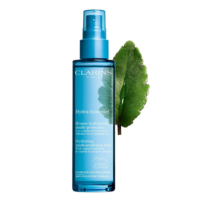 Face Mist, lo spray viso che rinfresca, idrata e ti salva la pelle in estate (anche on the go!) Face Mist, lo spray viso che rinfresca, idrata e ti salva la pelle in estate (anche on the go!)