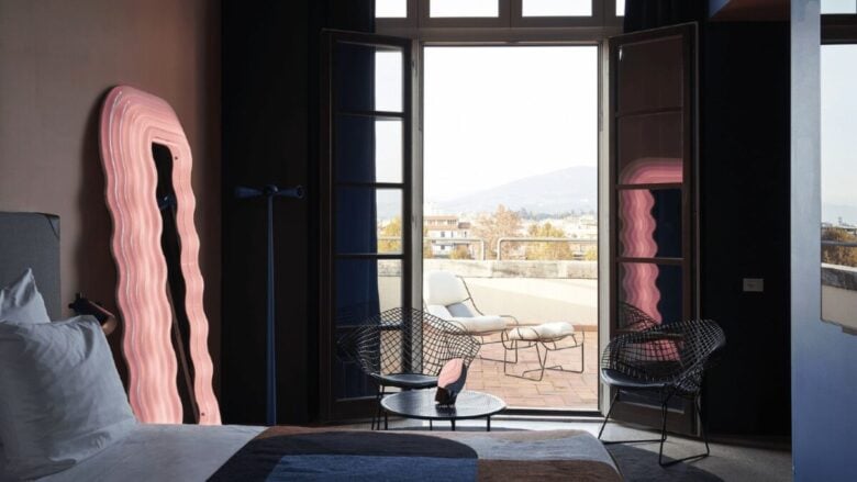Specchi di design: nuove forme e materiali per valorizzare gli interni contemporanei