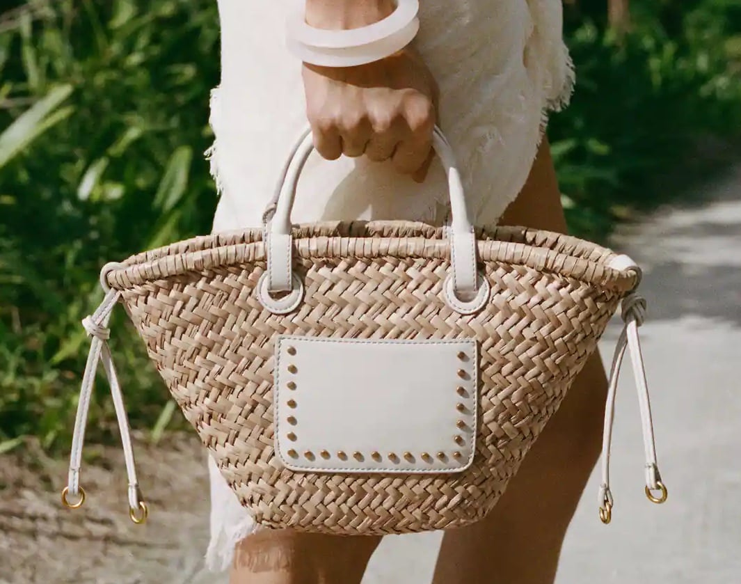 Borse estive: i modelli di tendenza must have per look effortless chic Borse estive: i modelli di tendenza must have per look effortless chic