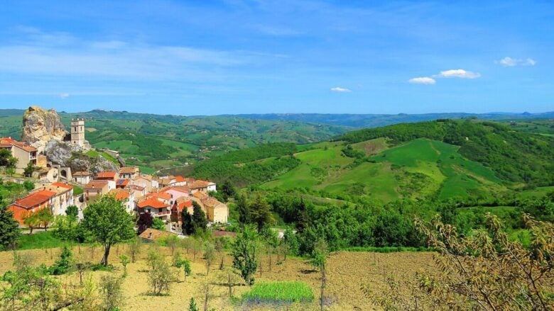 Viene definito come la Betlemme del Molise, un piccolo borgo che vi farà innamorare