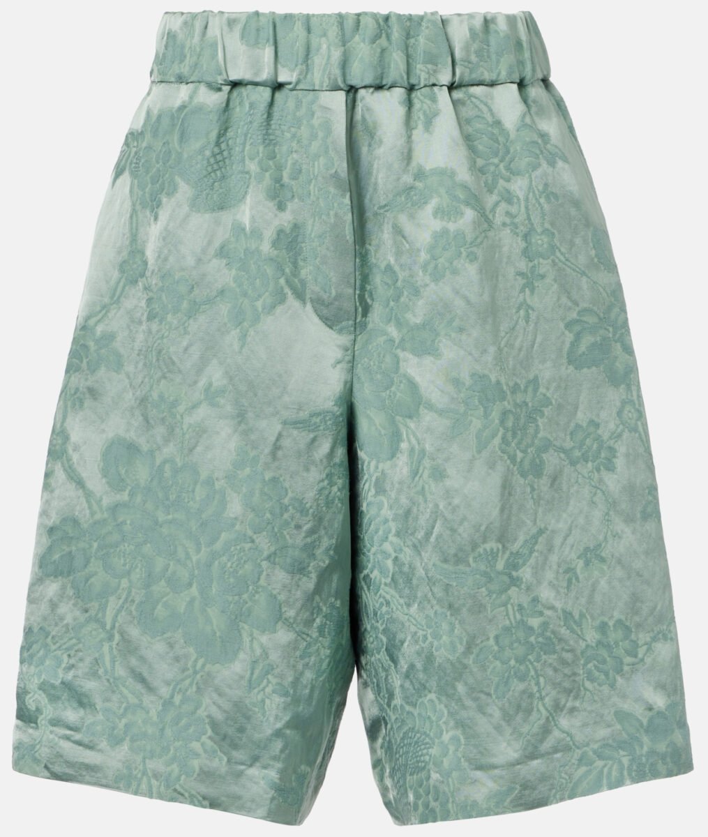 I bermuda sartoriali sono il must-have chic dell’estate! I bermuda sartoriali sono il must-have chic dell’estate!
