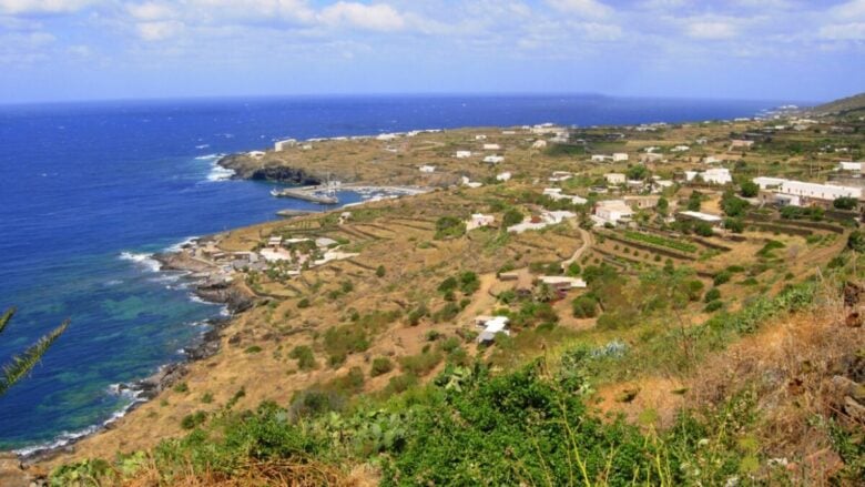 Pantelleria, un’isola da sogno in cui trascorrere delle vacanze estive indimenticabili