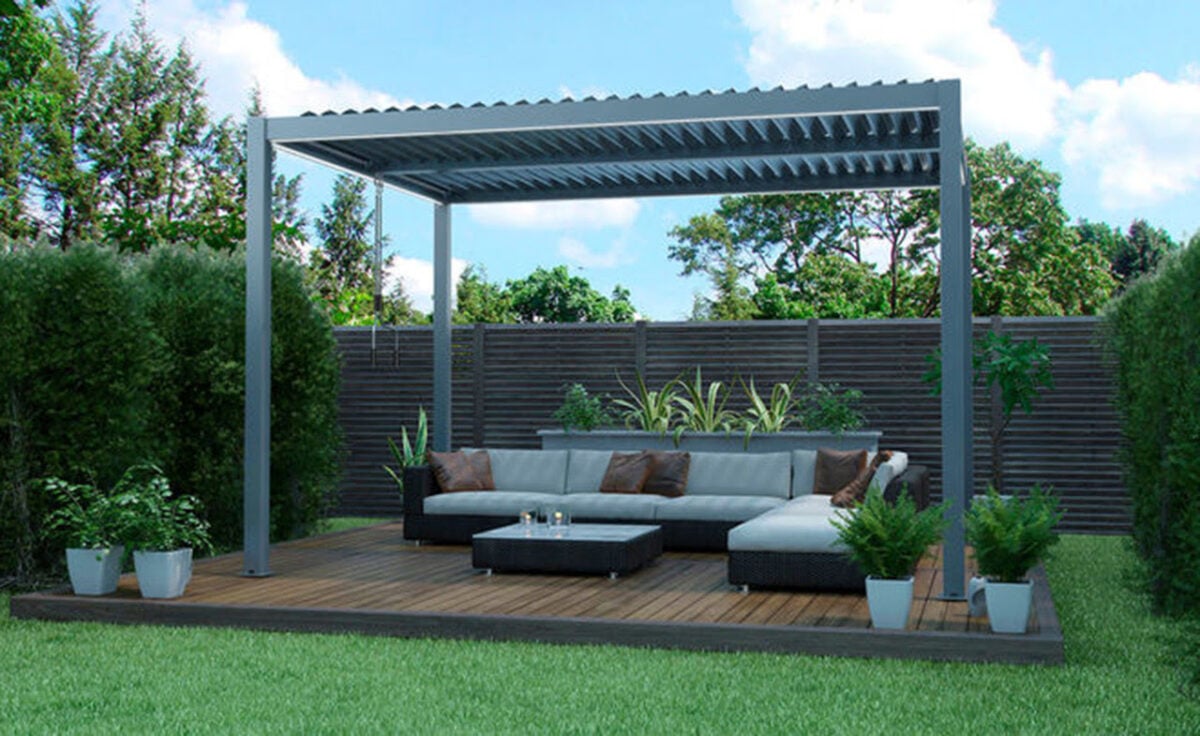 Tutti pazzi per l’outdoor firmato Conforama: ecco i must-have dell’estate 2025…
