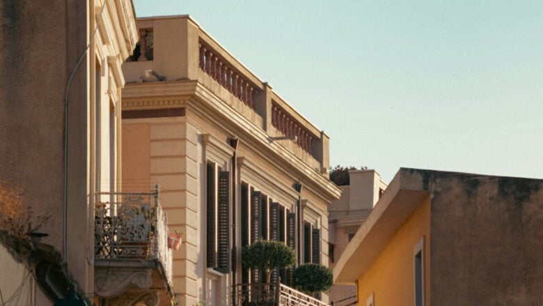 È il borgo perfetto per andare all’esplorazione della Puglia più autentica