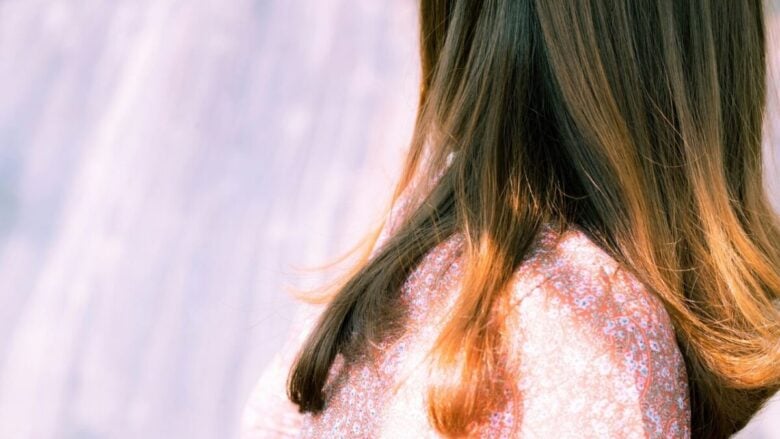 Ecco i 6 spray anticrespo che fanno durare la piega come dal parrucchiere