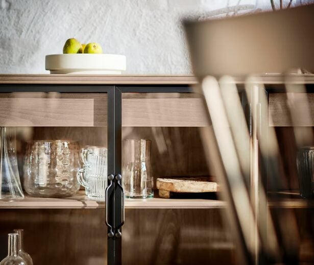 Design industriale e super praticità: ecco il Buffet IKEA che trasforma il tuo living Design industriale e super praticità: ecco il Buffet IKEA che trasforma il tuo living